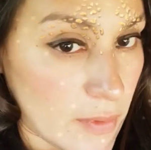 Meet your Posher, Rina